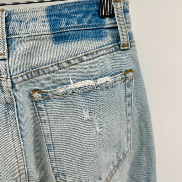 Abercrombie & Fitch Mom Jeans | Light Wash Distressed | Raw Hem | Size 25 - Picture 2 of 9